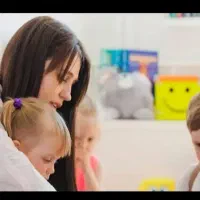 پرستارکودک ۷ ماهه ونظافت منزل