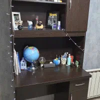 میز تحریر به همراه کتابخانه