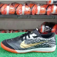 کفش سالنی مدل نایک در رنگ های سفید مشکی