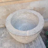 یانه قدیمی سنگی