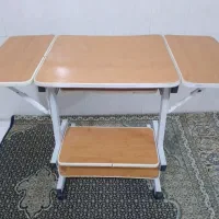 میز تحریر و کامپیوتر تاشو سالم