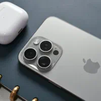 اپل iPhone 15 Pro Max با حافظهٔ ۲۵۶ گیگابایت