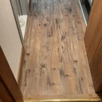 نصب کاغذ دیواریو کفپوش وبلکا وابریشم|خدمات پیشه و مهارت|ساوه, |دیوار