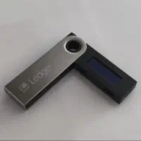 کیف پول ارز دیجیتال فرانسوی لجر نانو اس پلاس