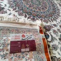 دوعدد فرش  تک