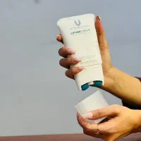 سرم لیفتینگ صورت لاکچریکوین