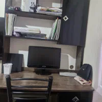 میز تحریر کتابخانه در حد نو