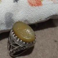 انگشتر عقیق زرد یمنی( با خط استاد سردار)