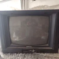 میز و تلویزیون