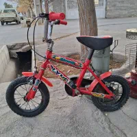 دوچرخه|دوچرخه، اسکیت، اسکوتر|نی‌ریز, |دیوار