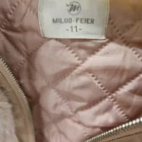 کاپشن خارجی درحد نو|کفش و لباس بچه|شاهینشهر, خانه کارگر|دیوار