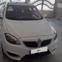 برلیانس ۳۲۰ مدل ۹۶ سفید