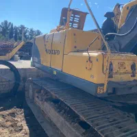 بیل ولو ۲۱۰ مدل ۲۰۰۶ خیلی کم کار|خودرو سنگین|اصفهان, آبشار|دیوار