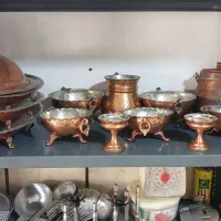 تعدادی ظروف مسی