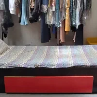 تخت و کمد به همراه خوش خواب|تخت و سرویس خواب|بیرجند, |دیوار