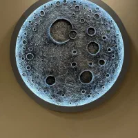 تابلو ماه ۱ متری