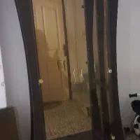 ویترین شیشه ای