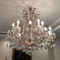 لوستر مناسب هر مکانی موجود می‌باشد
