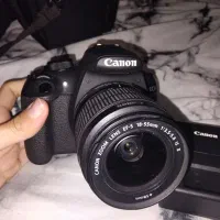 دوربین canon DS126491