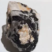 تعدادی سنگ قیمتی