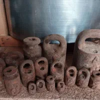 سنگ ترازو|کلکسیون اشیاء عتیقه|باسمنج, |دیوار