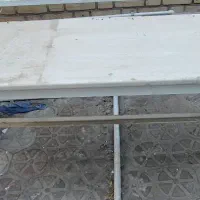 میز آهنی ، میز آکواریوم