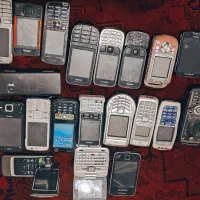 ۳۱عدد گوشی قدیمی وخواص