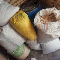 نون خشک|لوازم جانبی حیوانات|مسجد سلیمان, |دیوار