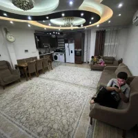 فروش تک واحدی طبقه بالا دو خواب