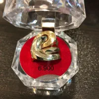 مقداری طلا در حد نو نو