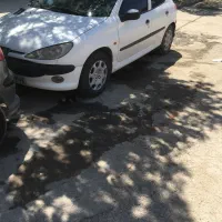 ۲۰۶ مدل ۸۱ سفید