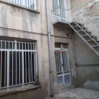 شریعتی دوطبقه از سمت دکتر آواکیان سومین بن بست