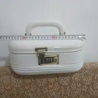 تعدادی اسباب بازی