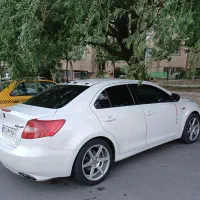 سوزوکی کیزاشی