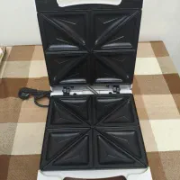 ساندویچ ساز ۴ خانه بلک اند دکر بسیار تمیز