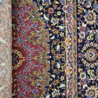 فرش ۱۲ متری قرمز لاکی