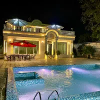 اجاره باغ ویلا سالیانه ۴۵۰۰متر فول فرنیش ۴ خواب