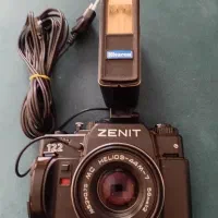 دوربین عکاسی زنیت ZENIT با فلش Hitacon ژاپن|دوربین عکاسی و فیلم‌برداری|تهران, میدان ولیعصر|دیوار