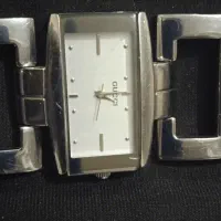 ساعت مچی گوچی اصل سوییس کد و سریال دار