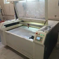 خدمات لیزر غیر فلزات
