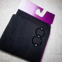 جوراب و ساق دست