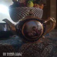 قوری سورمه ای لب طلای بزرگ بسیار نفیس وزیبا  مگان