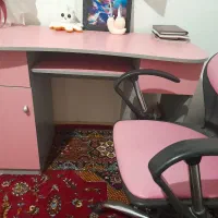میز و صندلی