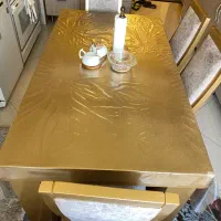 میز ناهار خوری ۶ نفره در حد نو