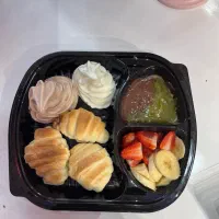 کروسان مناسب مهمونیا خونوادگی و پذیرایی خاص|خدمات پذیرایی، مراسم|مشهد, الهیه|دیوار