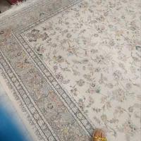 فرش ۹ متری ۱۲۰۰ شانه در حد خیلی  خیلی نو