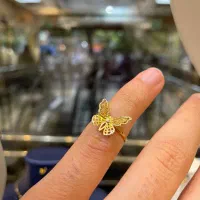 انگشتر پروانه