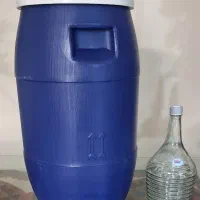 بشکه ۱۲۰ لیتری و بطری ۴ لیتری
