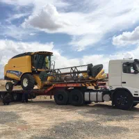 دو دستگاه کمباین نیوهلند مدل ۲۰۰۷ و ۲۰۱۷