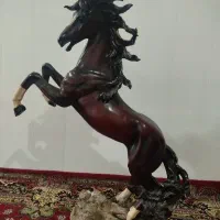 مجسمه اسب بزرگ